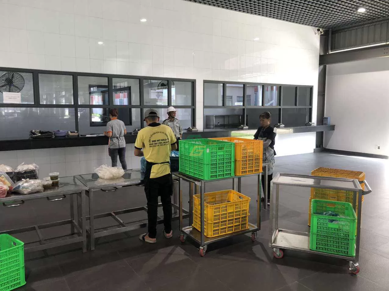 Cung cấp suất ăn công nghiệp cho công ty nhôm toàn cầu việt nam