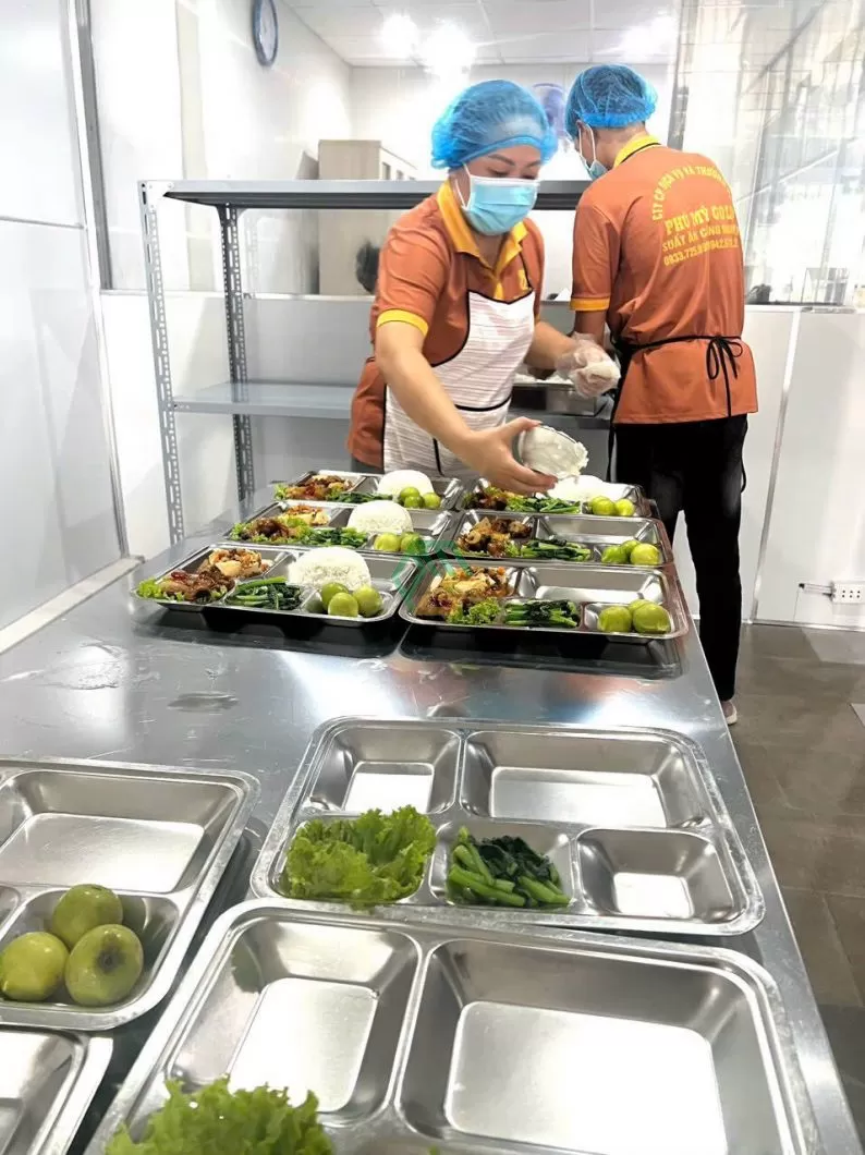 suất ăn công nghiệp tại phú mỹ