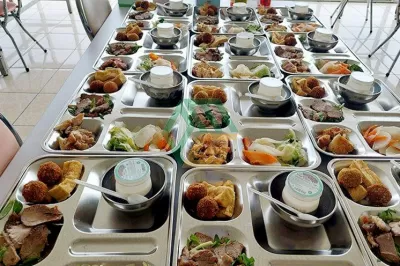 Thực Đơn Suất Ăn Công Nghiệp 2023