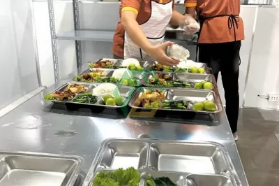 Các lợi ích của việc sử dụng dịch vụ suất ăn công nghiệp năm 2023