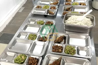 Dịch vụ Suất ăn Công nghiệp có an toàn không - Kinh nghiệm và Tư vấn