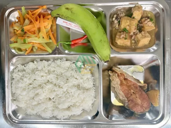 Thực đơn suất ăn công nghiệp 20k