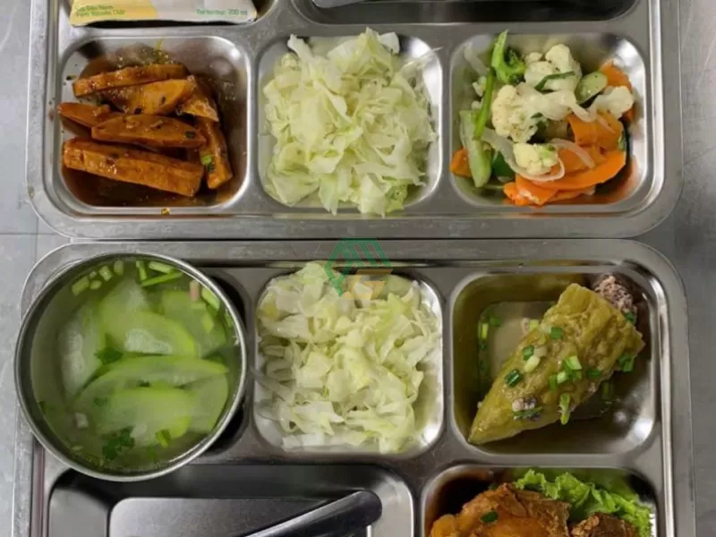 suất ăn công nghiệp 20k